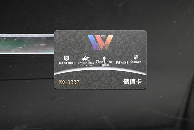 ���������ܿ��г��и�ӦʽIC���𽥵�ȡ����ID��